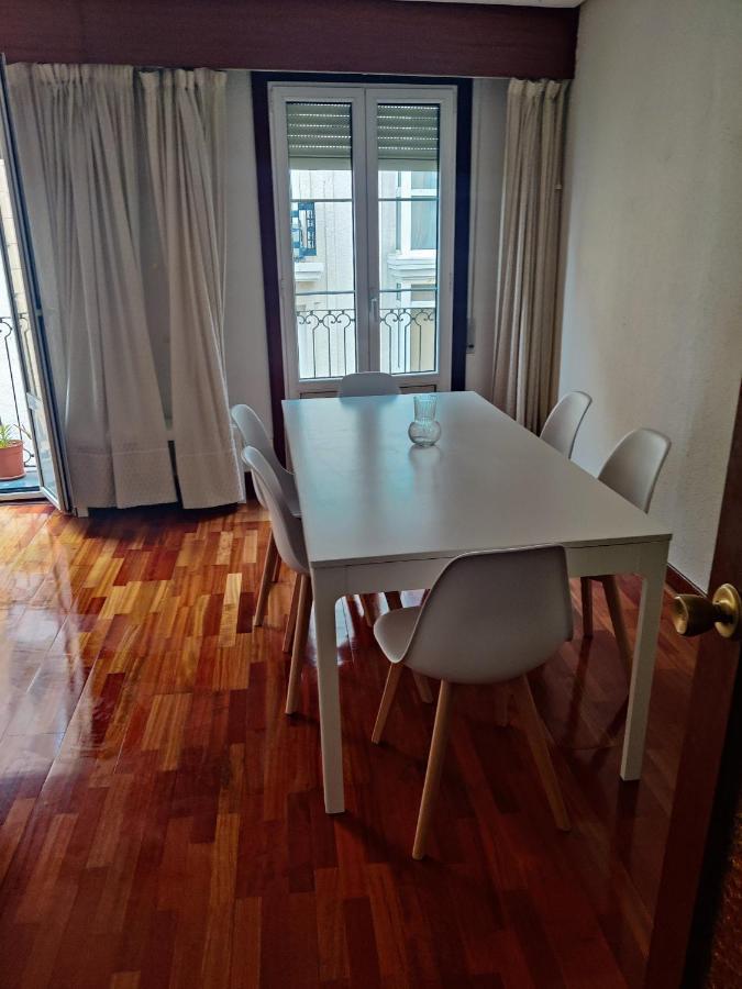 Piso Ayuntamiento Apartment