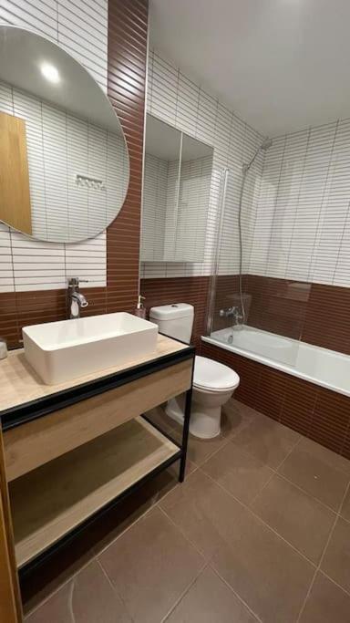 Origen Santona, Apartamento Centrico Hasta 4 Plazas Y Facil Aparcar, Opcional Garaje Apartamento