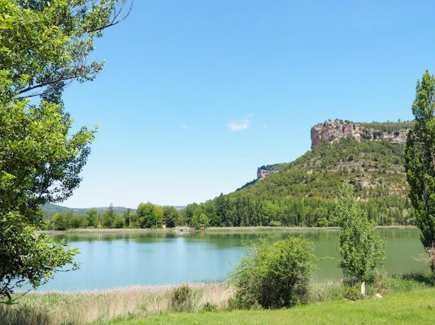 Fuente De La Mora Una