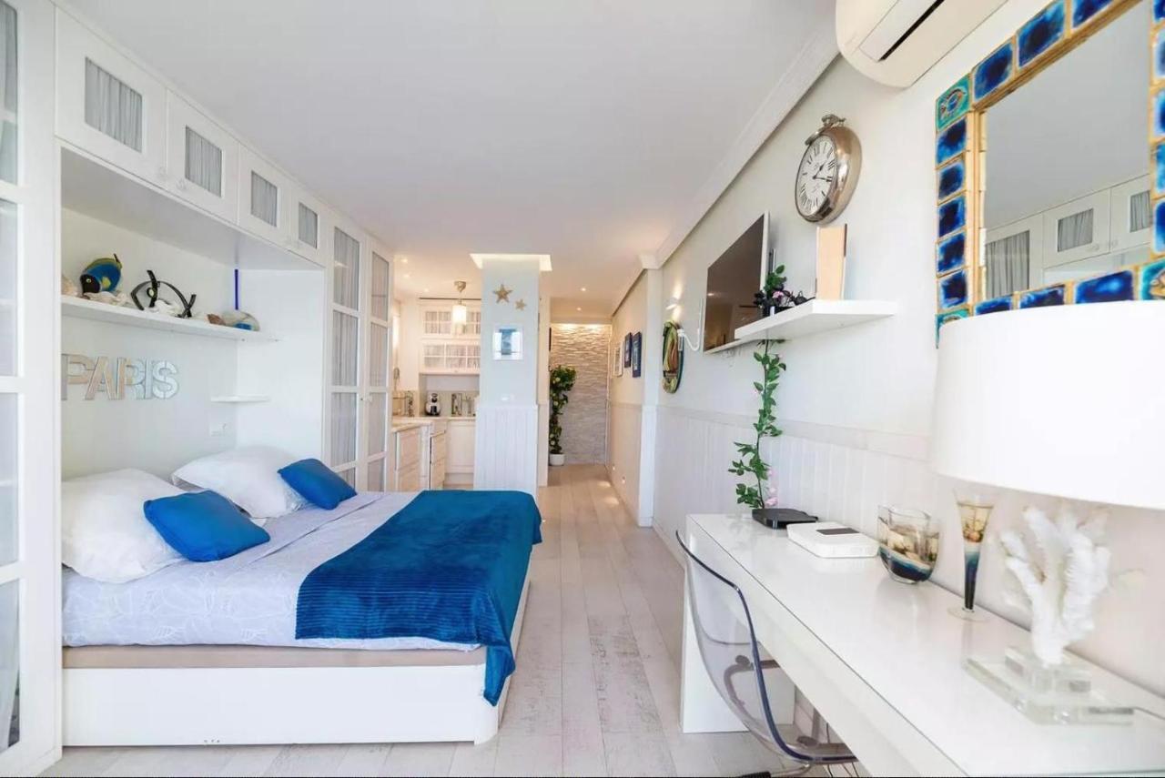 Apartment Estudio-primera Linea De La Playa