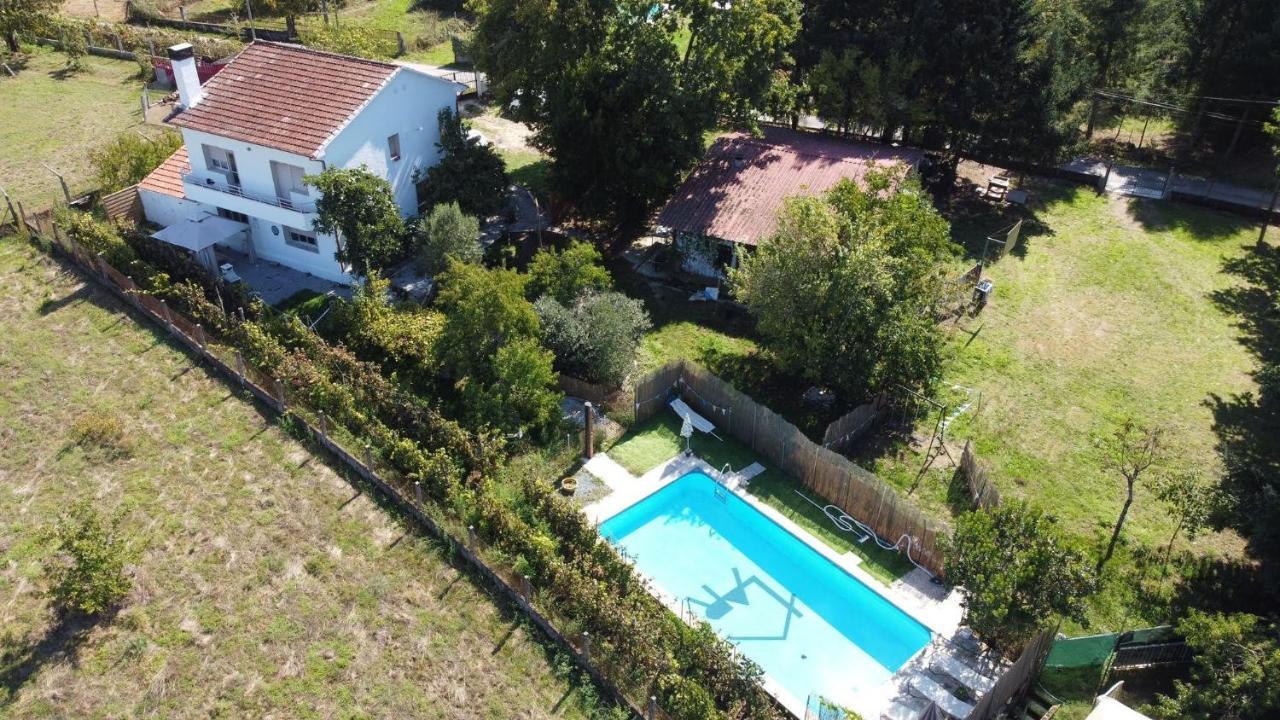 Con Piscina La Arboleda Сasa de vacaciones *