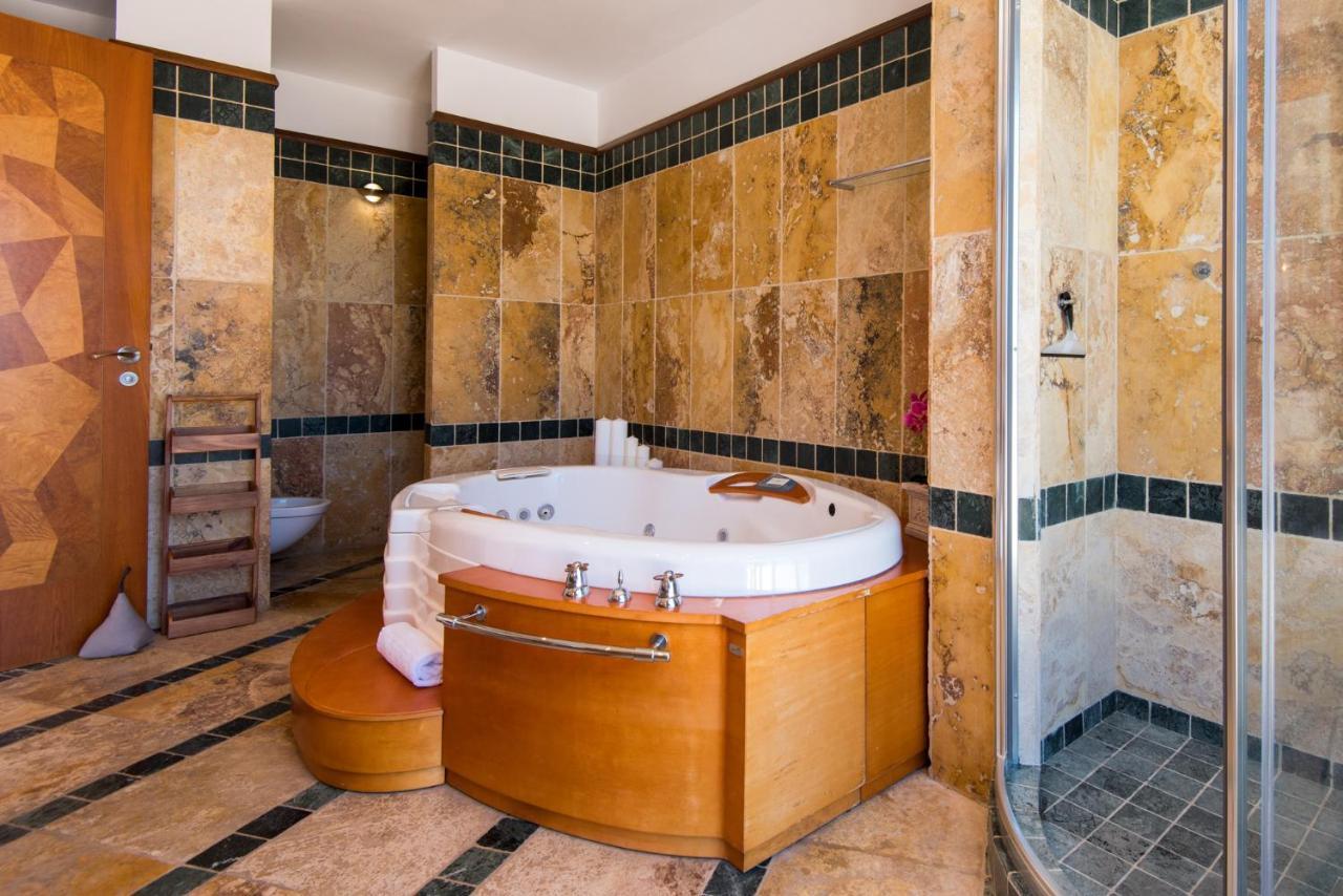Ph Bellagio: Luxurious And Romantic Duplex Penthouse With Private Pool & Sea Views Apartamento
