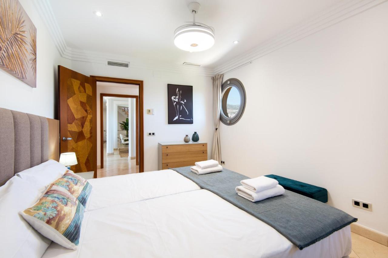 Ph Bellagio: Luxurious And Romantic Duplex Penthouse With Private Pool & Sea Views Apartamento