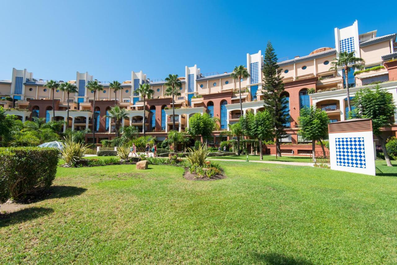 Apartamento Ph Bellagio: Luxurious And Romantic Duplex Penthouse With Private Pool & Sea Views