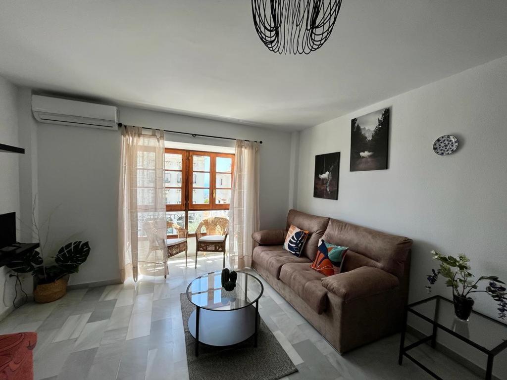 Apartment Dona Pia 21 *
