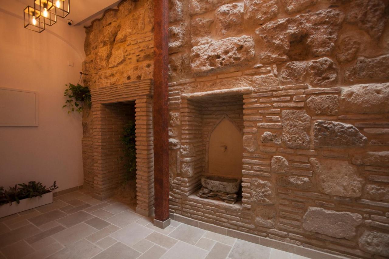 La Muralla De San Fernando De * Córdoba