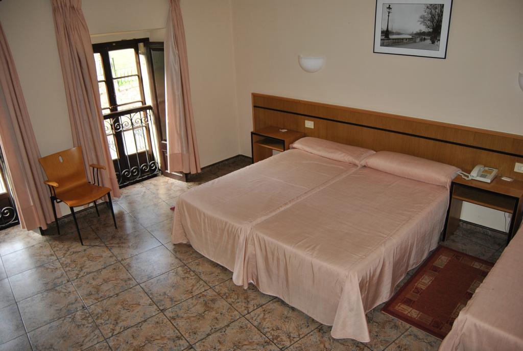 Hotel Palacio De Vallados 3*