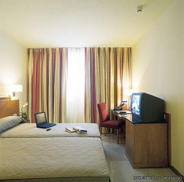 Exe Barbera Parc Hotel 4*