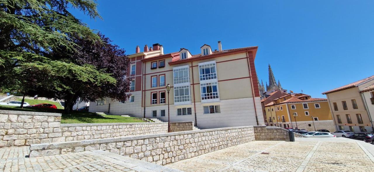Junto A La Catedral Apartment