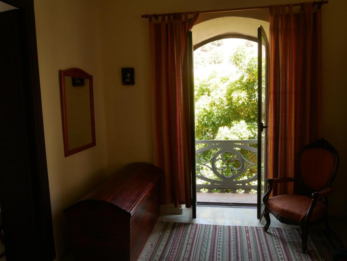 Apartment Artistic And Spacious Alora