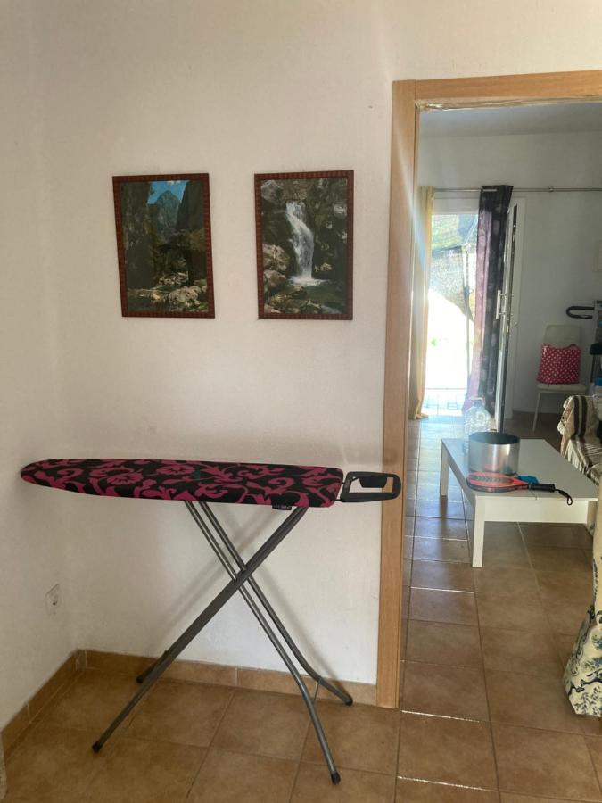 Homestay Privada En Casa Tranquila En Cerca De Sitges Canyelles (Catalonia)