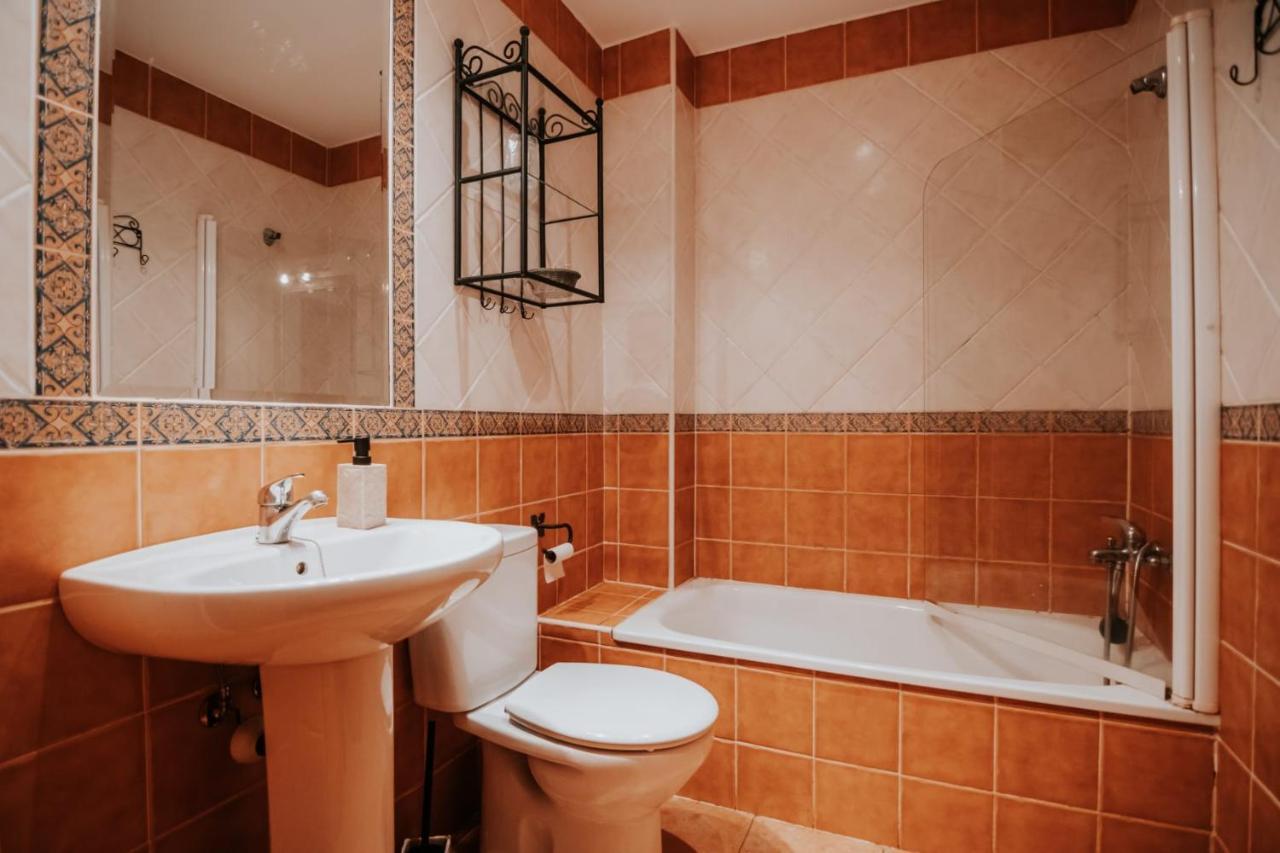 Conde De La Encina 16 Country house