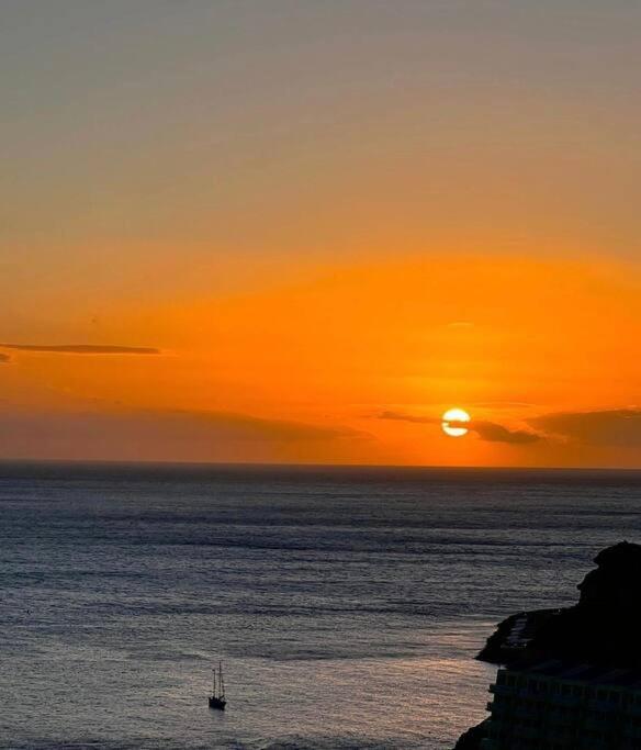 Stunning Sunset Ocean View Apt. Apartamento Taurito