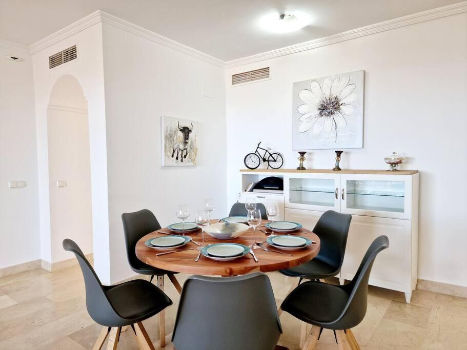 Palmeras Seaviews Apartamento *