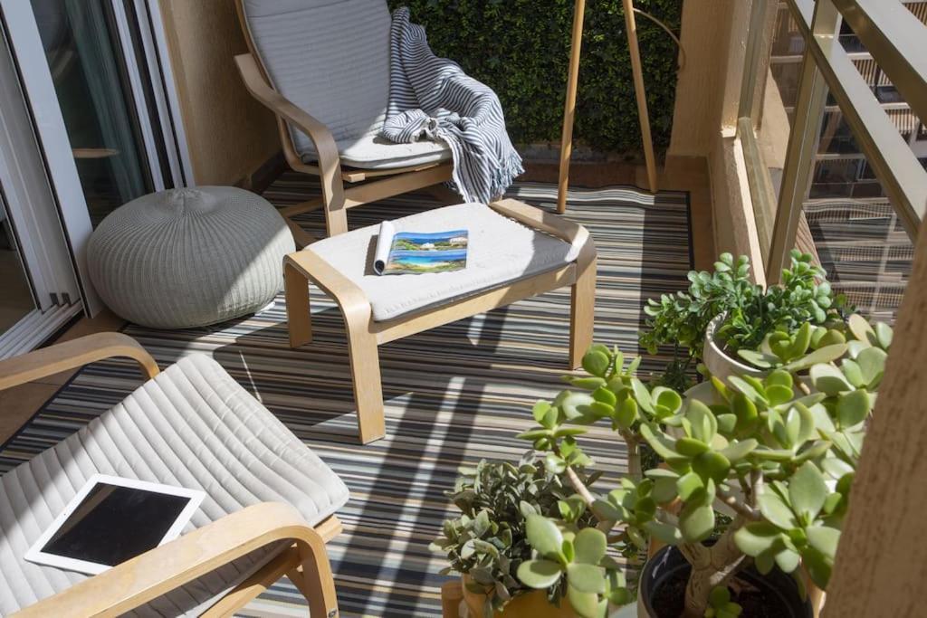 Singularstays El Puig Beach Ii Apartamento *
