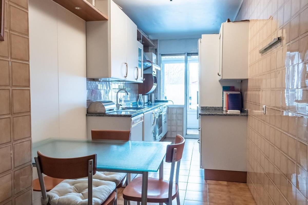 Comodo Y Funcional Apartamento En Iturrama Pamplona