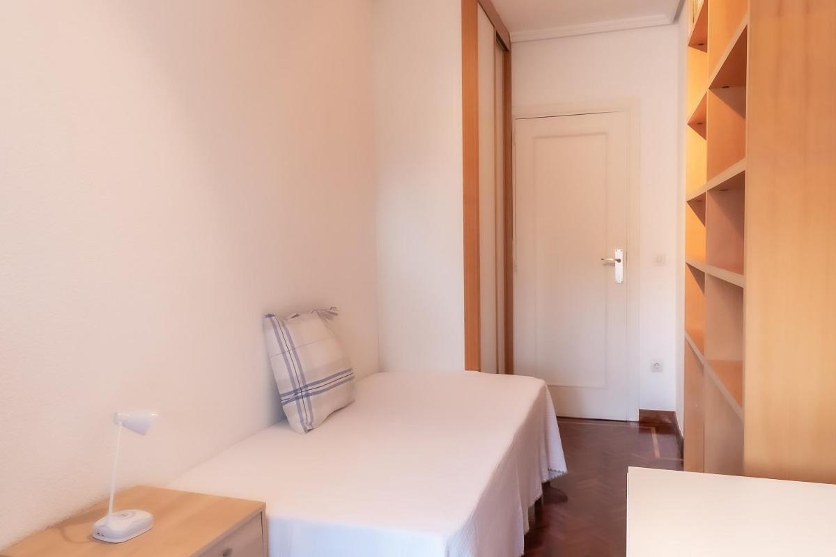 Comodo Y Funcional Apartamento En Iturrama Apartment *