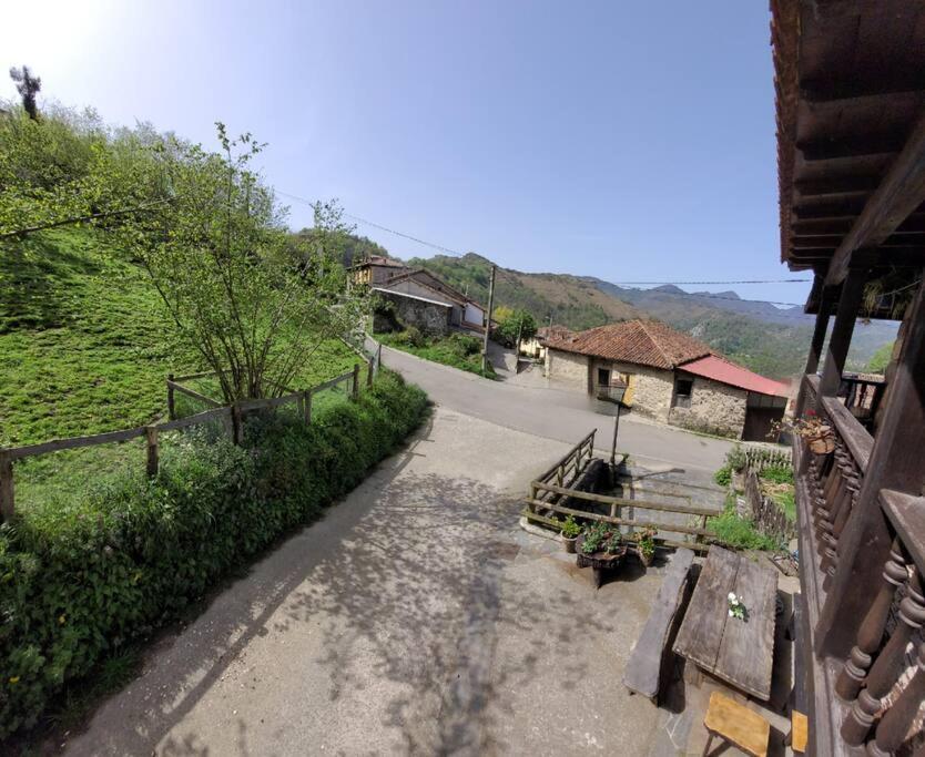 Holiday home La Casa Rectoral De El Tozu *