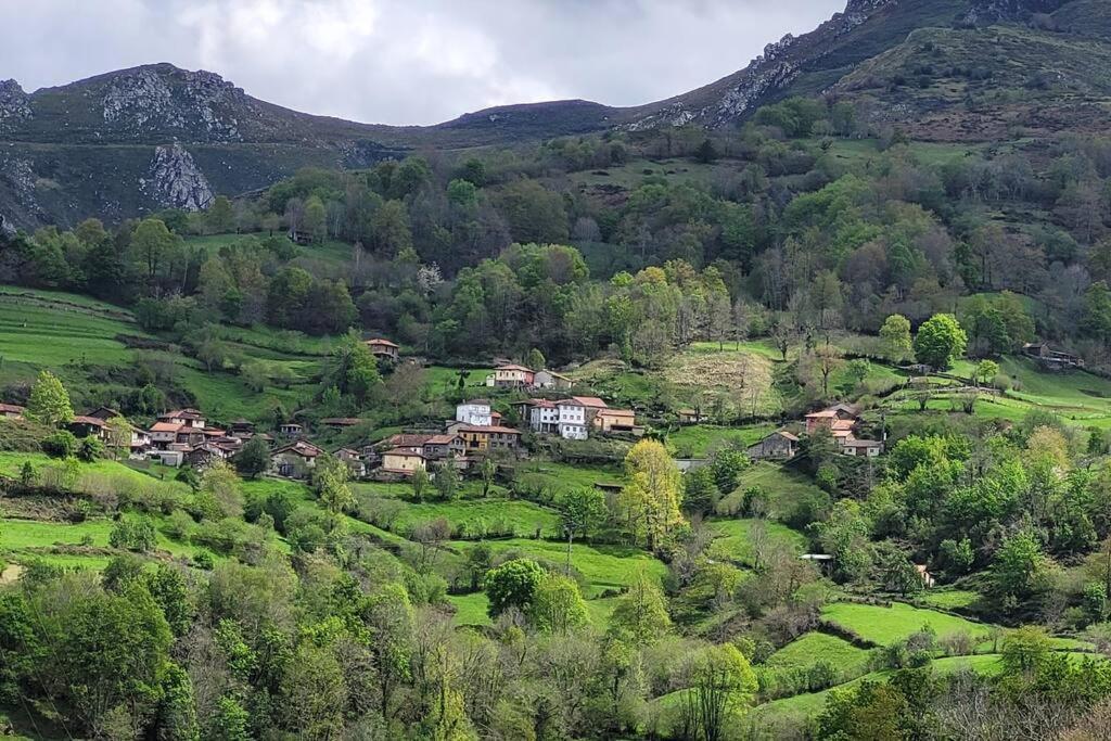 La Casa Rectoral De El Tozu Caso