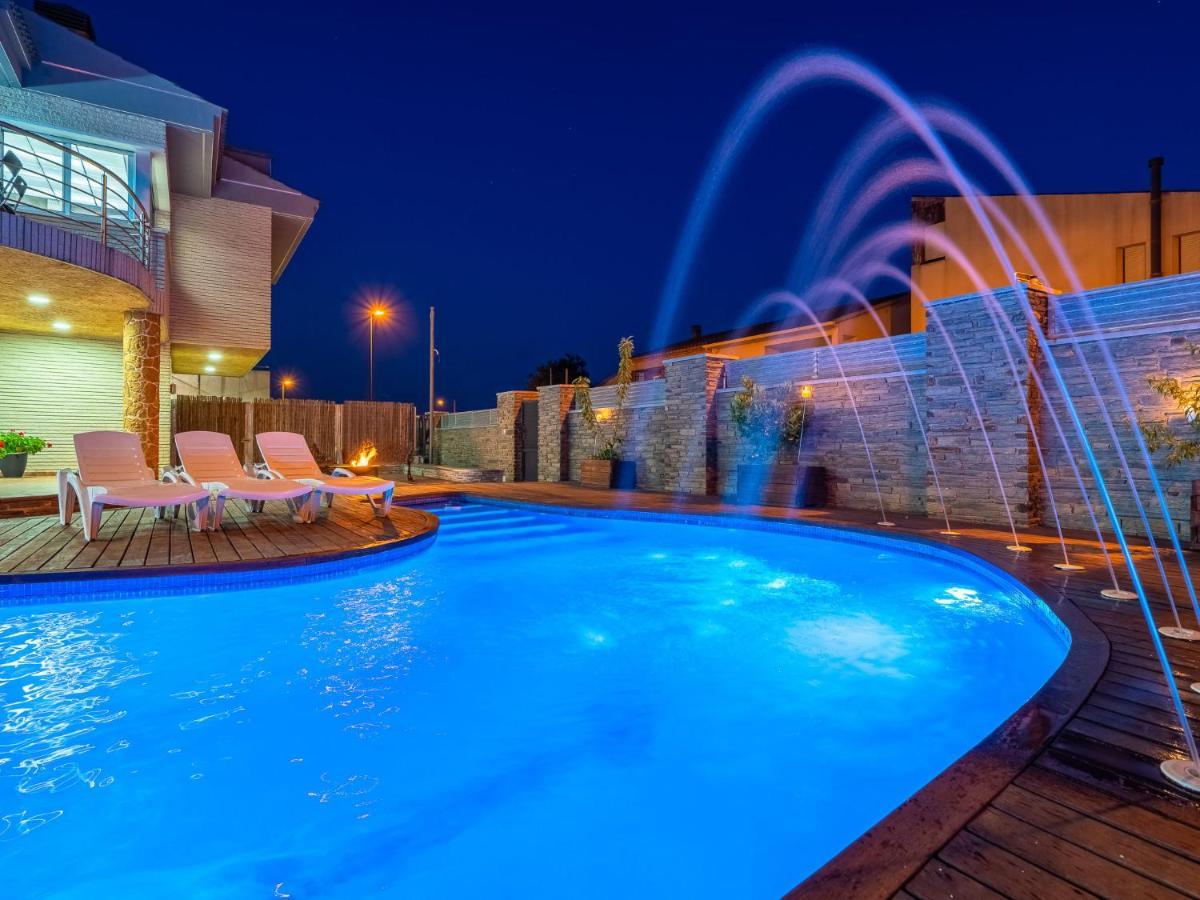 Luxury Rock Tirri By Interhome * Reus