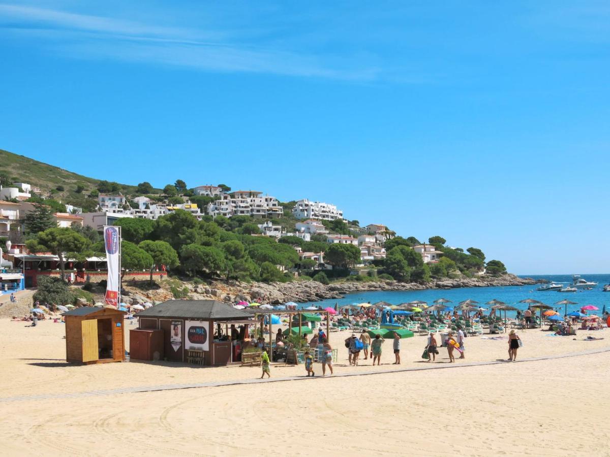 Apartment Riells Platja By Interhome
