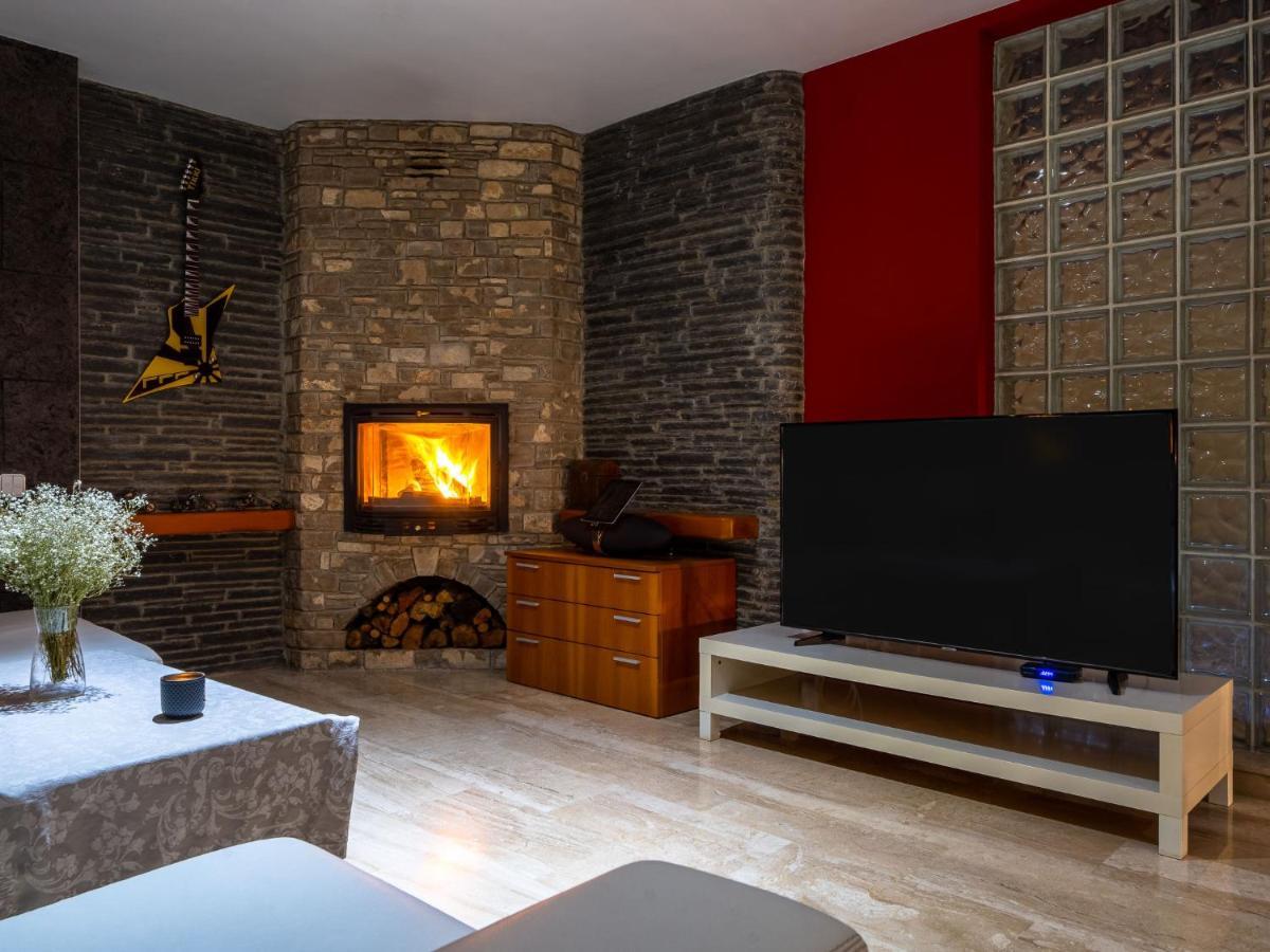 Villa Luxury Rock Tirri By Interhome