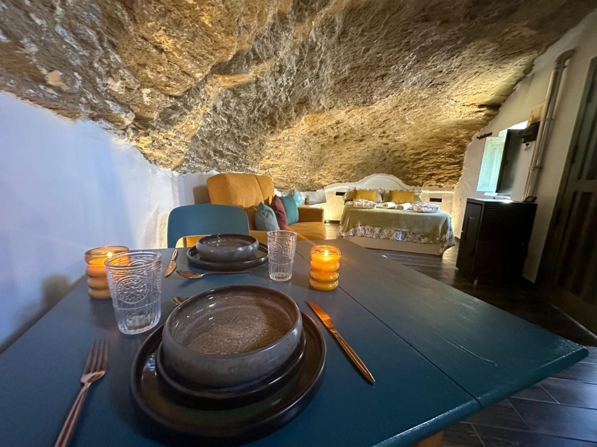 Tajito Setenil De Las Bodegas