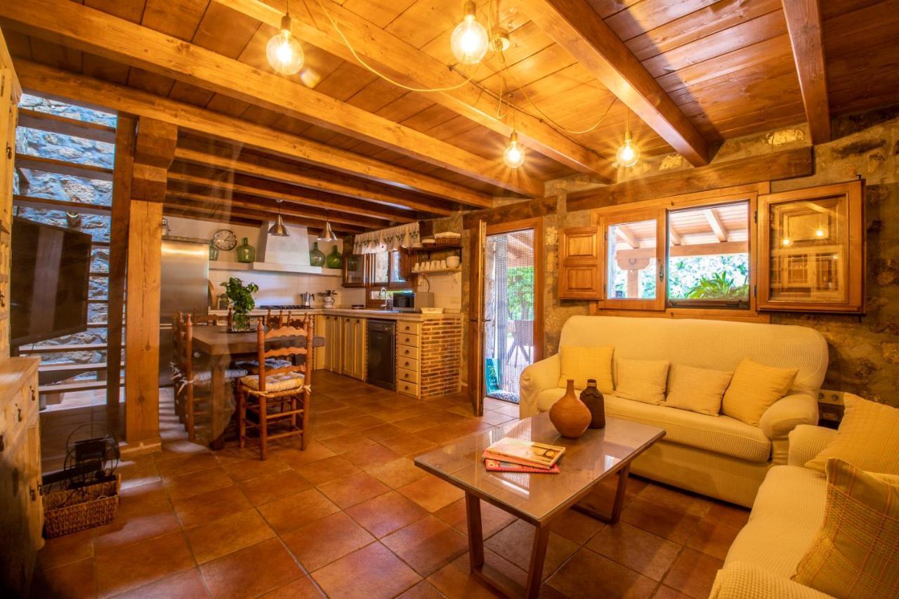 Casa Mimosa Holiday home Candeleda