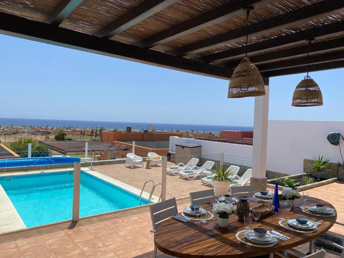 Holiday home Casa Blanca - Sea Views - Private Pool - Wifi - Bbq *