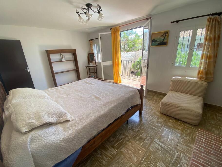 Charming 4 Bedroom Village With Patio Сasa de vacaciones *