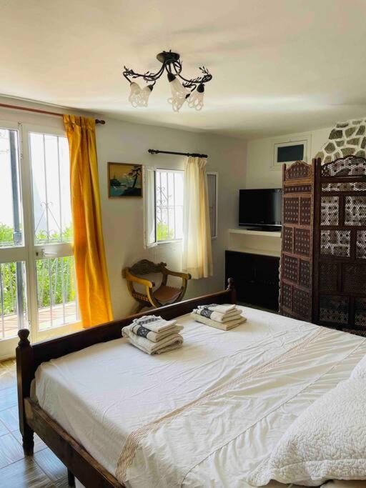 Charming 4 Bedroom Village With Patio Сasa de vacaciones