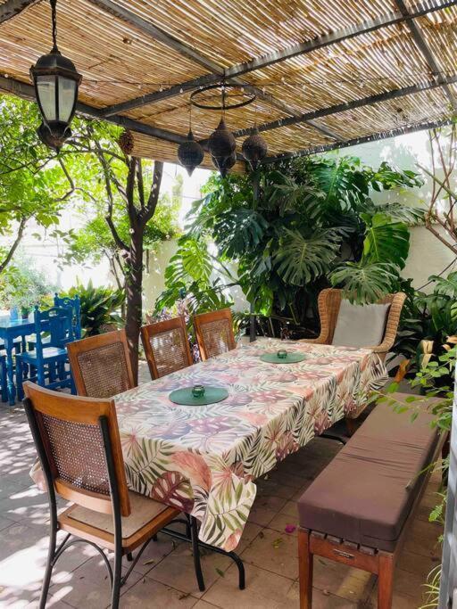 Сasa de vacaciones Charming 4 Bedroom Village With Patio
