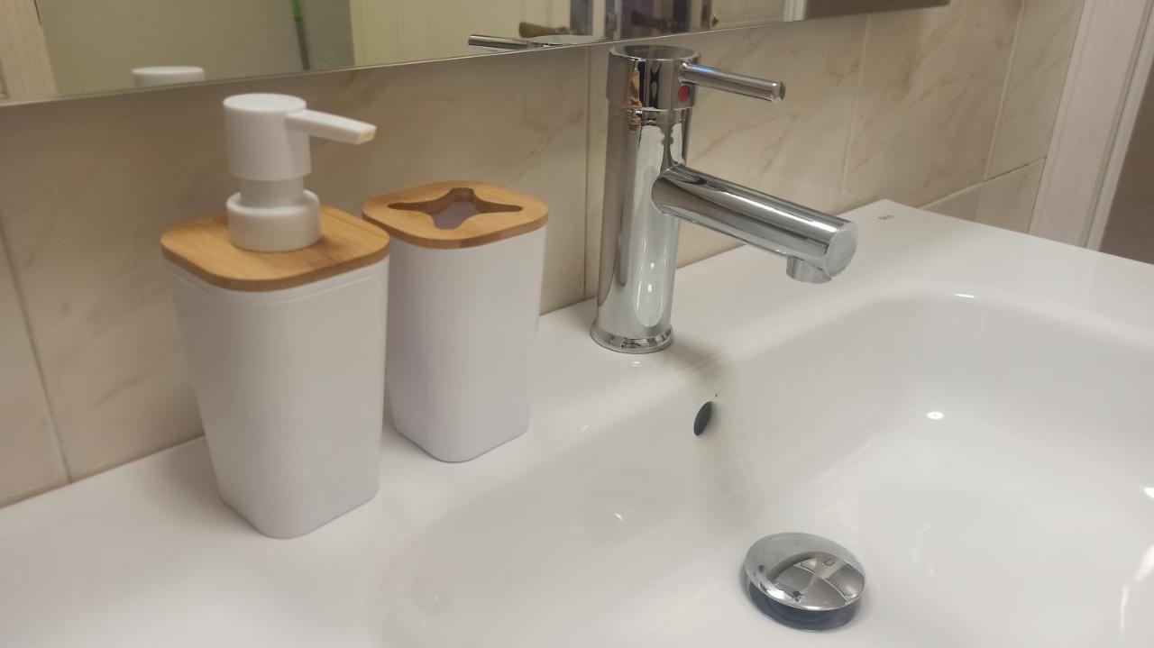 Ohana, Apartamento-parking Privado Gratis-centrico-wifi-ascensor-sin Cuestas-82m2 Apartment *