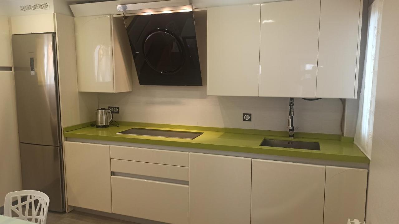 Apartment Ohana, Apartamento-parking Privado Gratis-centrico-wifi-ascensor-sin Cuestas-82m2