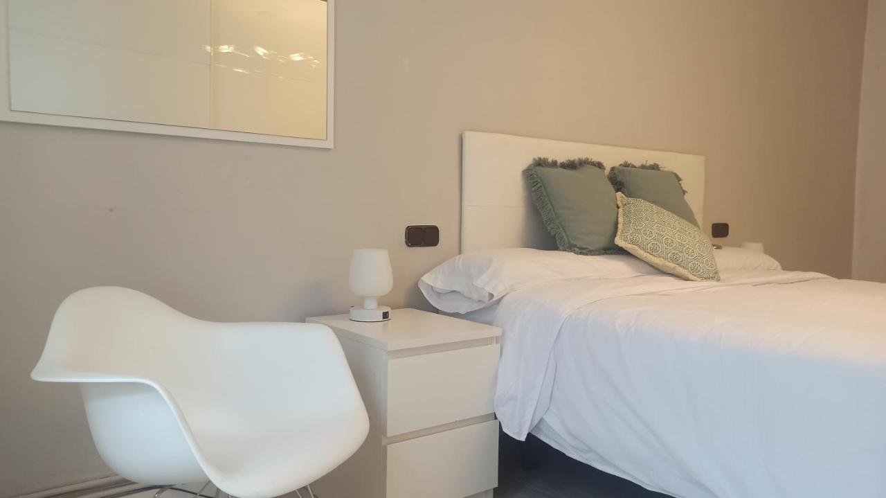 Ohana, Apartamento-parking Privado Gratis-centrico-wifi-ascensor-sin Cuestas-82m2 *