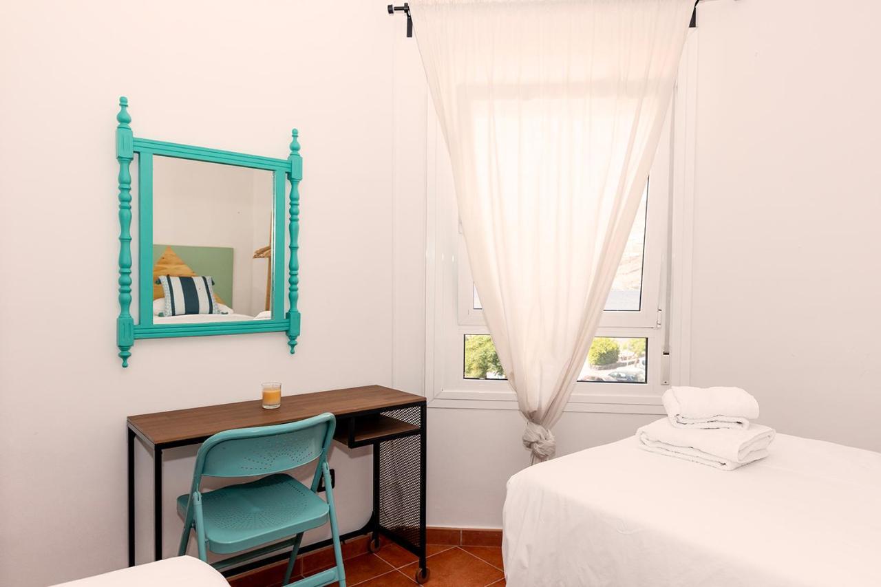 Artistic Beachfront Apartamento