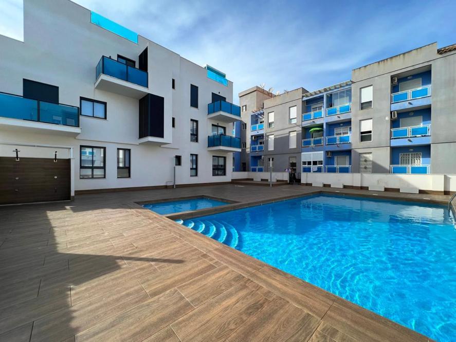 Penthouse Center Torrevieja, Private Terrace, Near The * Torrevieja