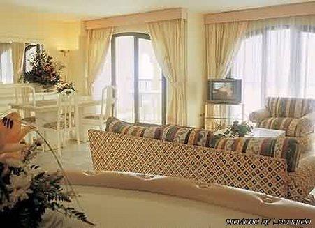 Park Plaza Apartahotel 4*