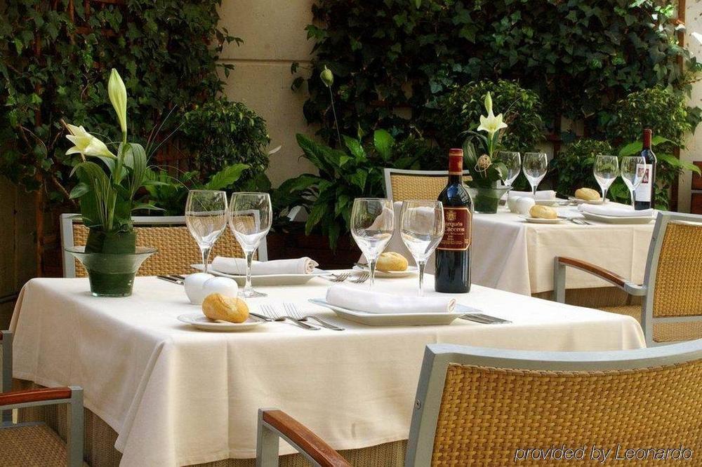 Nh Collection Hotel