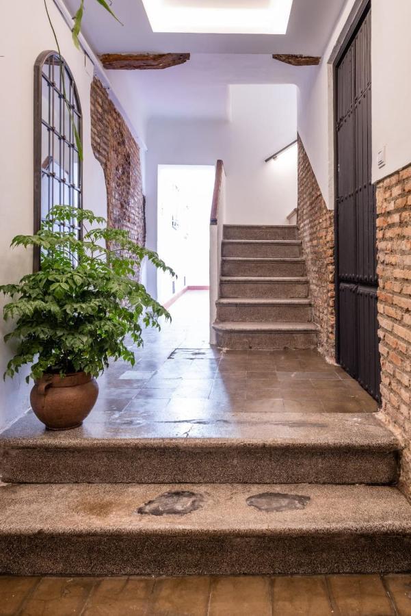 Apartamento Junto A Hospital Real Granada