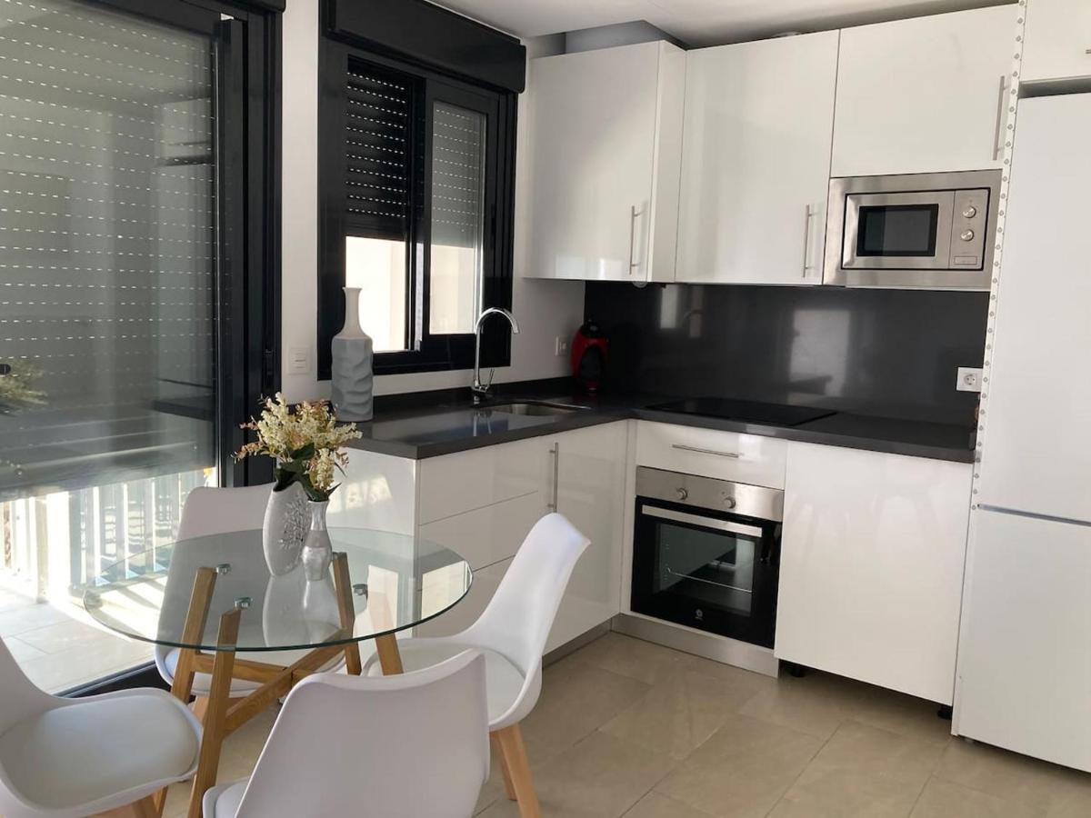 Apartamento Primera Linea De Playa Con Piscina *