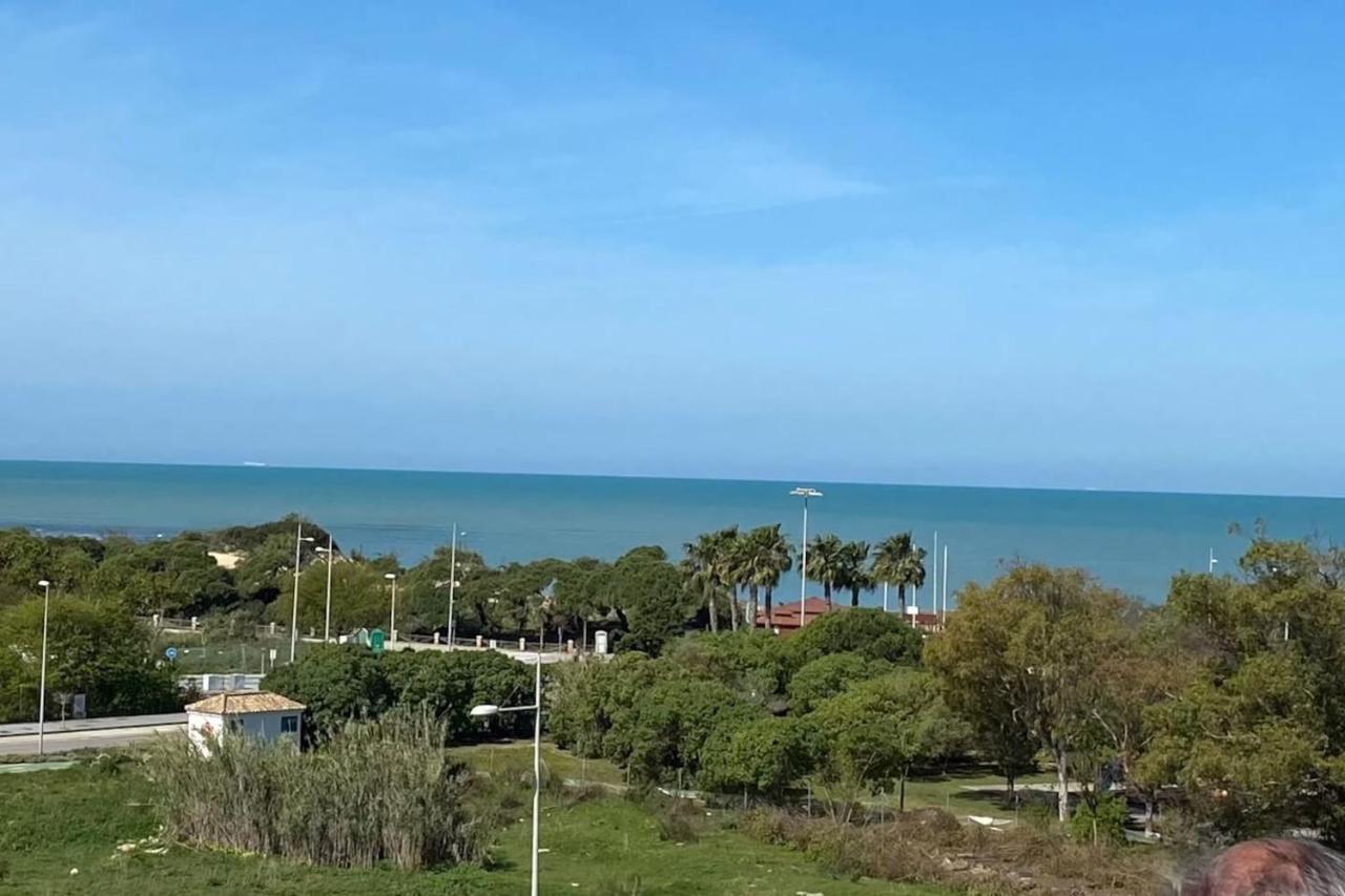 Apartamento Primera Linea De Playa Con Piscina