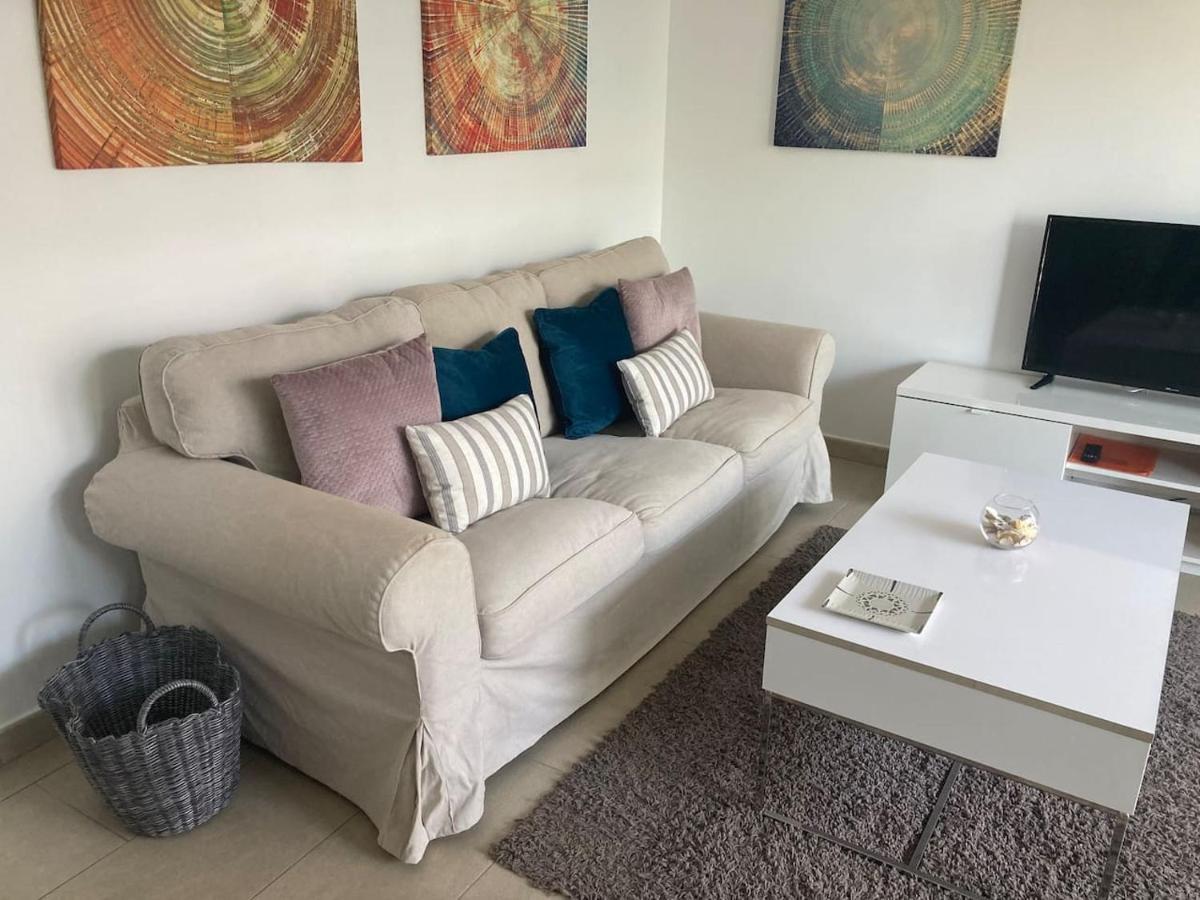 Apartamento Apartamento Primera Linea De Playa Con Piscina Rota