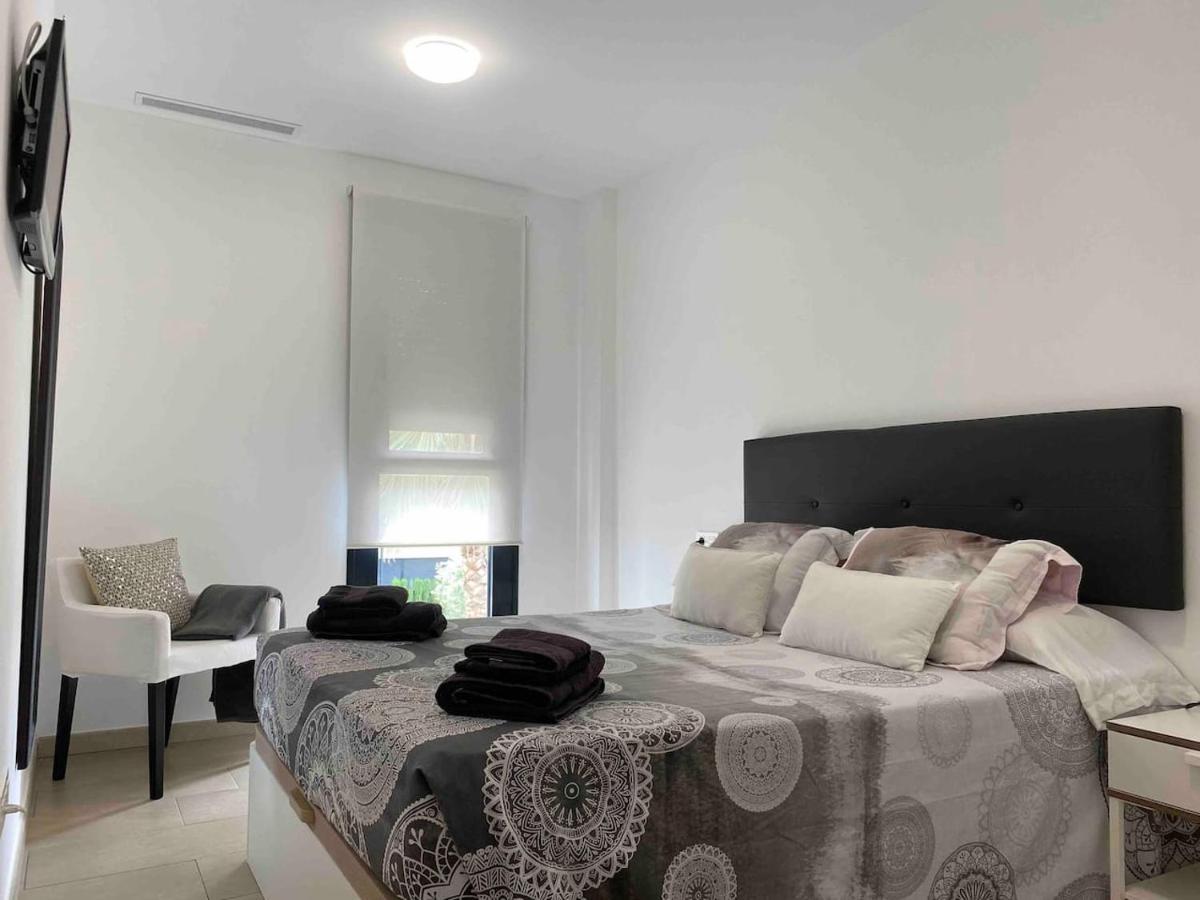 Apartamento Apartamento Primera Linea De Playa Con Piscina *