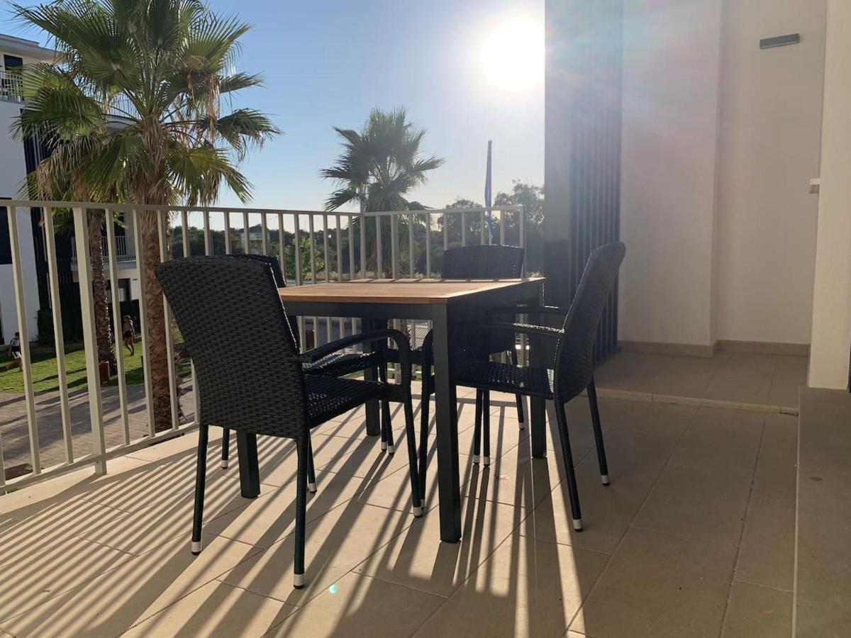 Apartamento Primera Linea De Playa Con Piscina * Rota