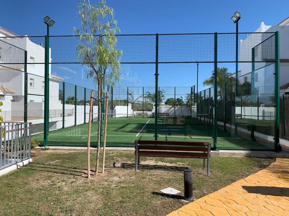 Apartamento Primera Linea De Playa Con Piscina * Rota