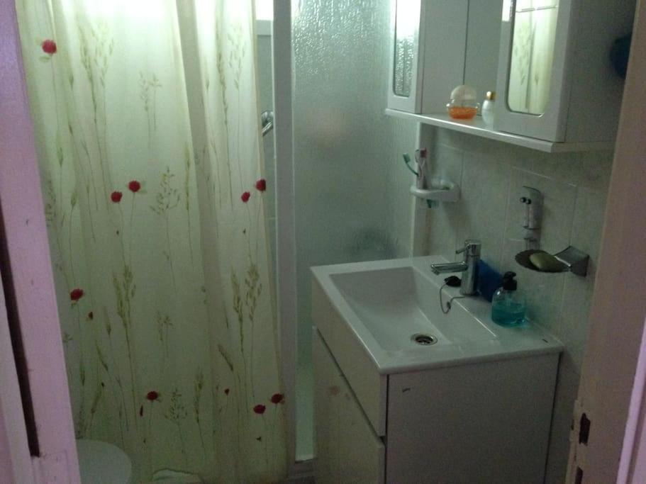 Apartment Fantastic 1-bedroom With Sea View