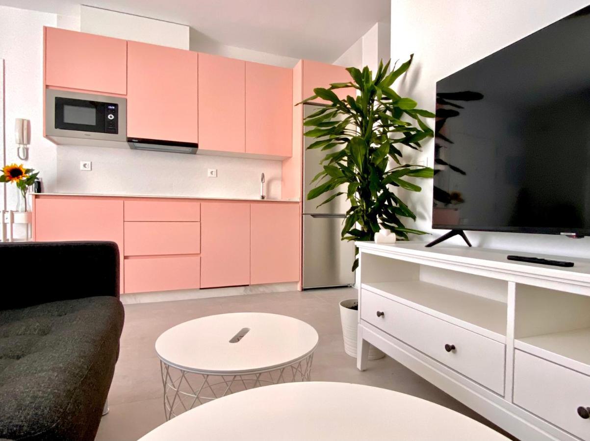 Apartamento Luz De Conil Aire Acondicionado Y Wifi -solo Familias Y Parejas- Conil De La Frontera