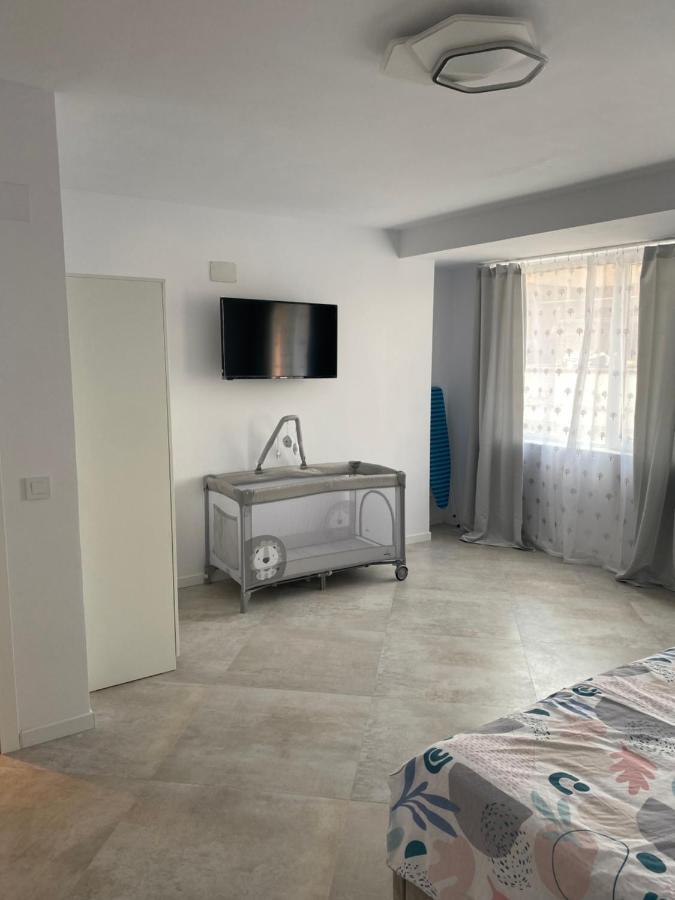 Del Mar Three Bed Flat. Apartment