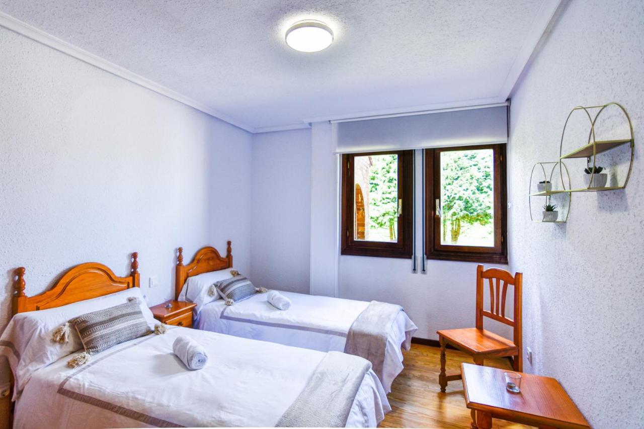 Comoda Y Amplia Planta Baja Con Jardin Cerca De Todo Сasa de vacaciones Entrambasaguas (Entrambasaguas)